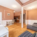 Large Аpartment In The Center Of Prague.
