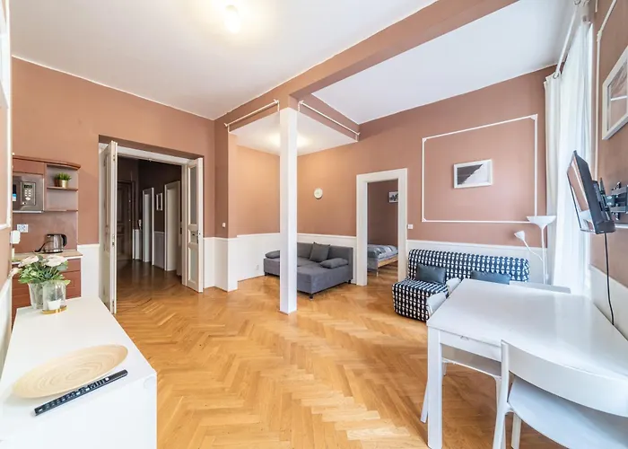 Large Аpartment In The Center Of Prague.