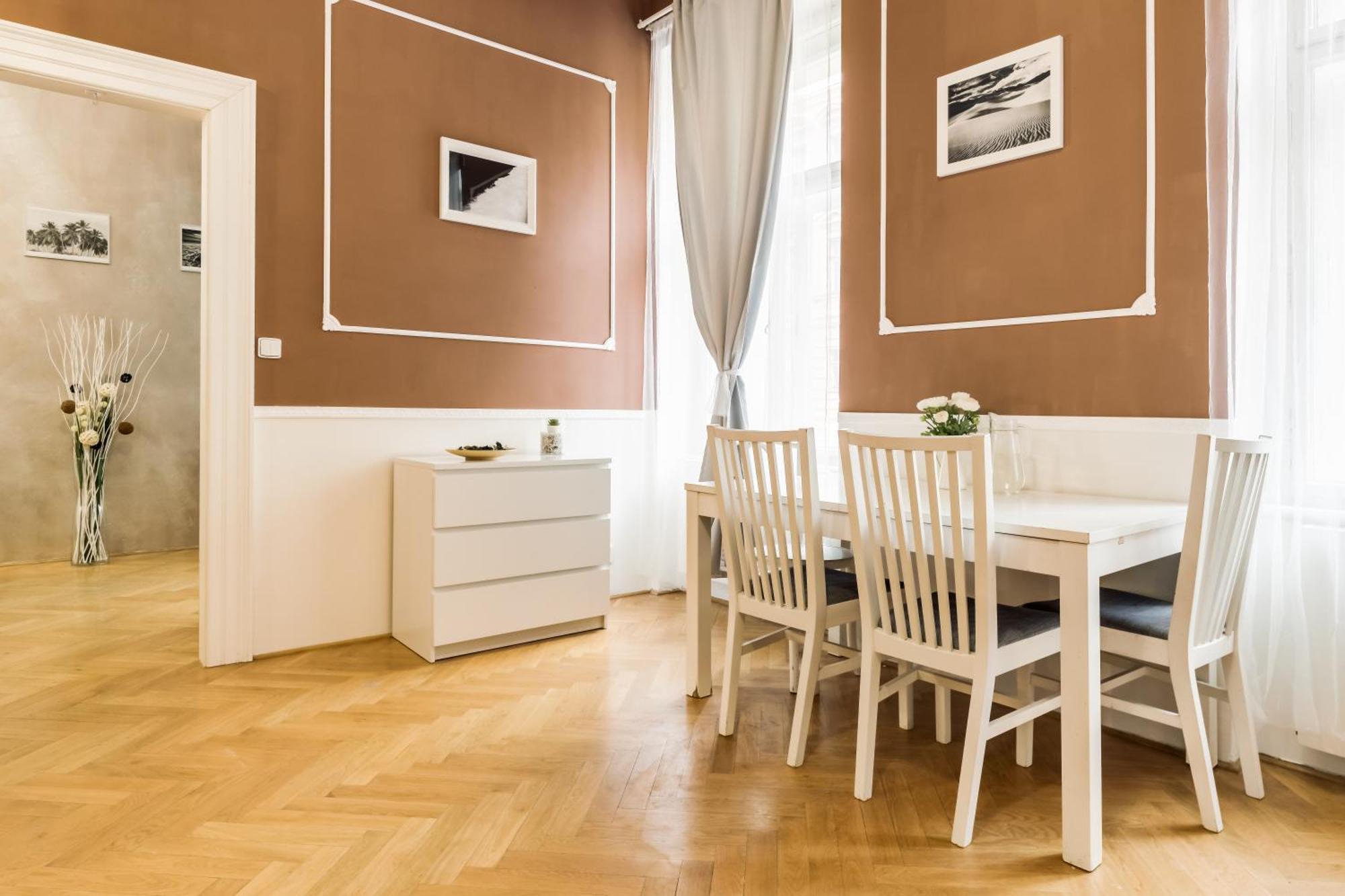 Large аpartment In The Center Of Prague.