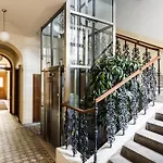 Large Аpartment In The Center Of Prague.
