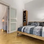 Large Аpartment In The Center Of Prague.